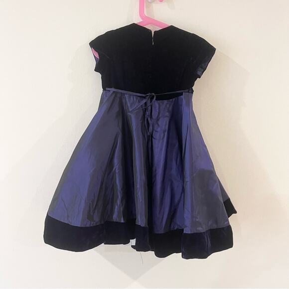 Helena Elegant Purple Velvet and Taffeta Kids Holiday Dress Girls size 4T - Picture 6 of 9